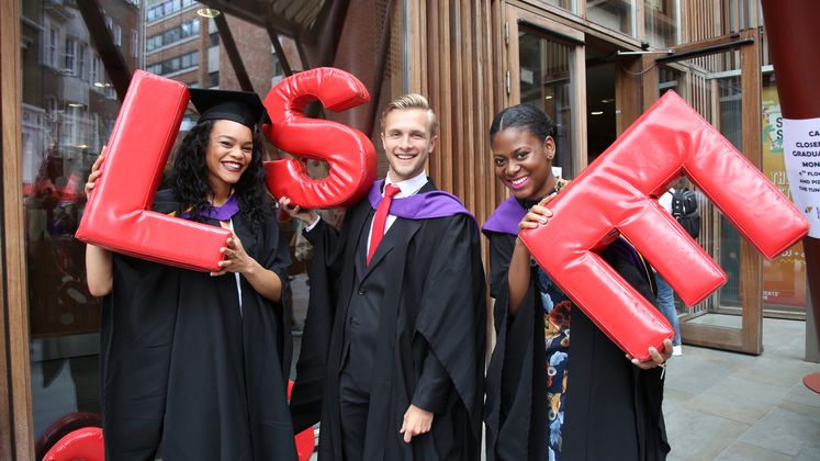 Graduation 747x420