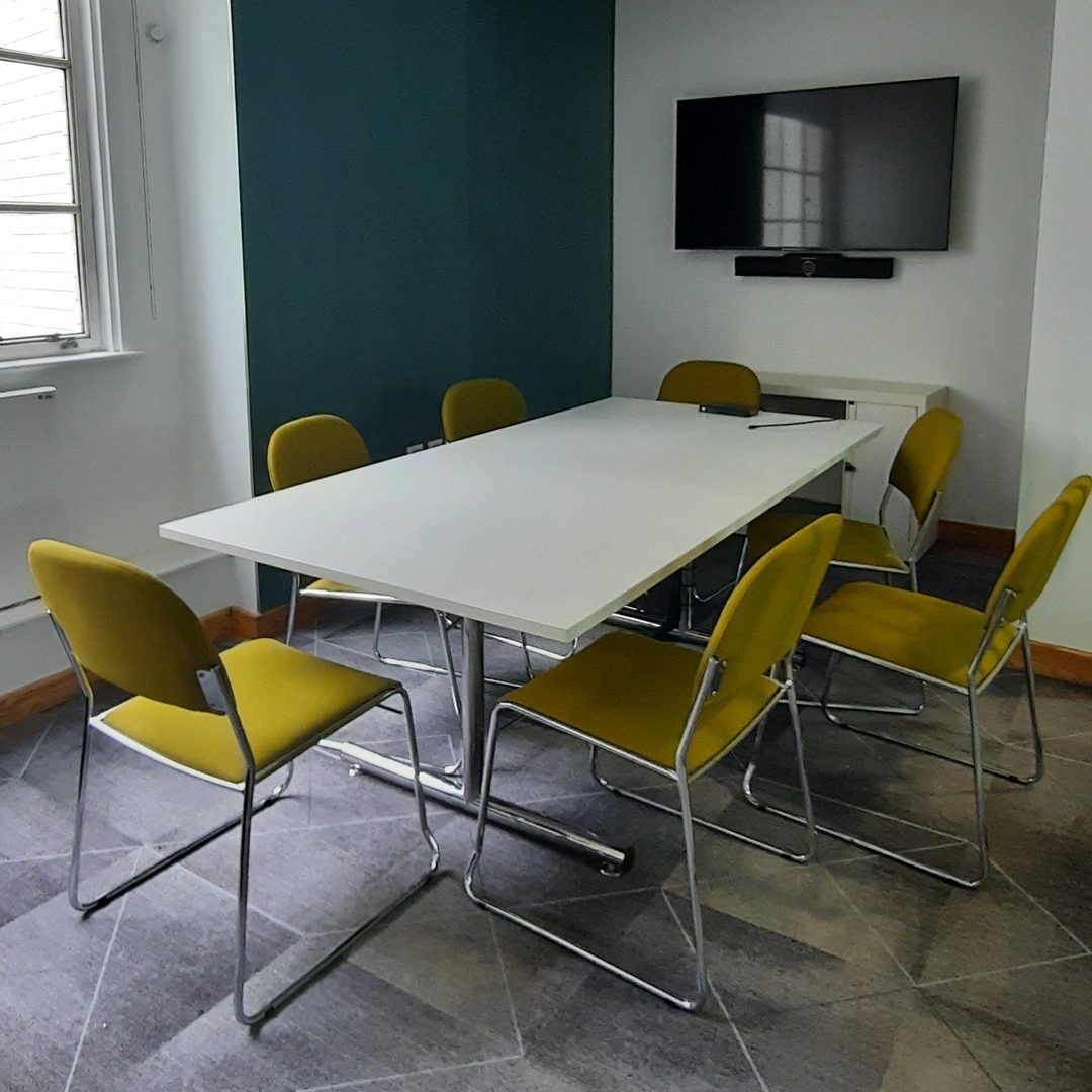 Meeting room cropped