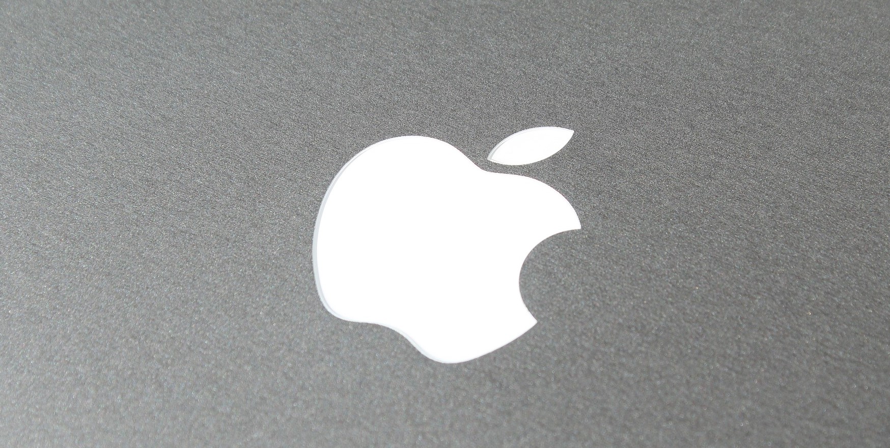apple-g1e2854bbb_1920_1