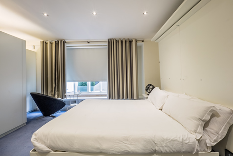 476x320_5lif_dbl_bed_studio_bedroom2